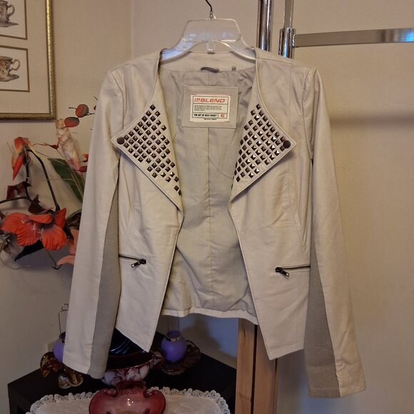 NWOT BLEND Women's Cream 100% Genuine Leather Jackets Fall Winter Outerwear 12 - Picture 1 of 7